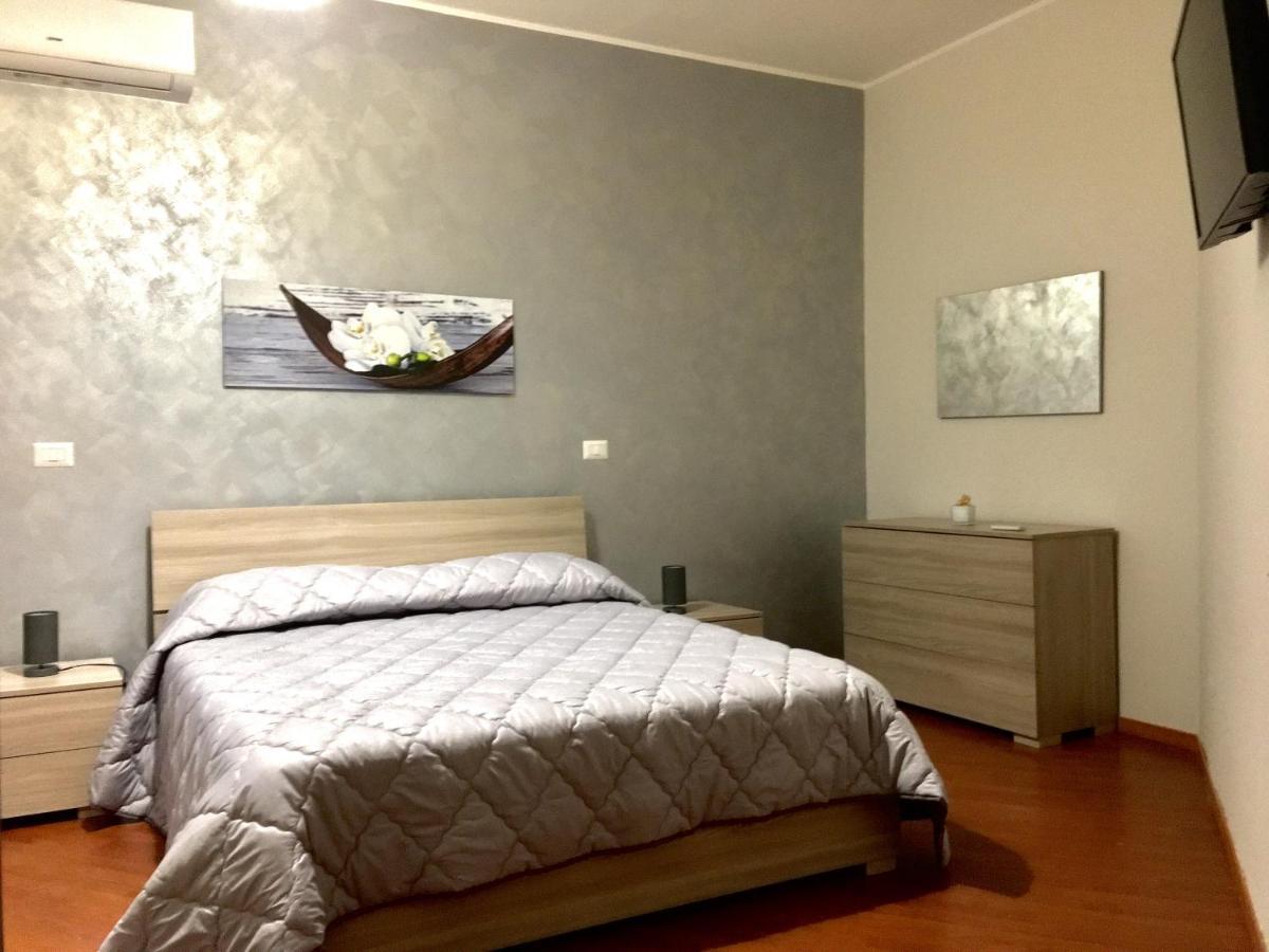 Alpheus Apartment Syracuse ภายนอก รูปภาพ