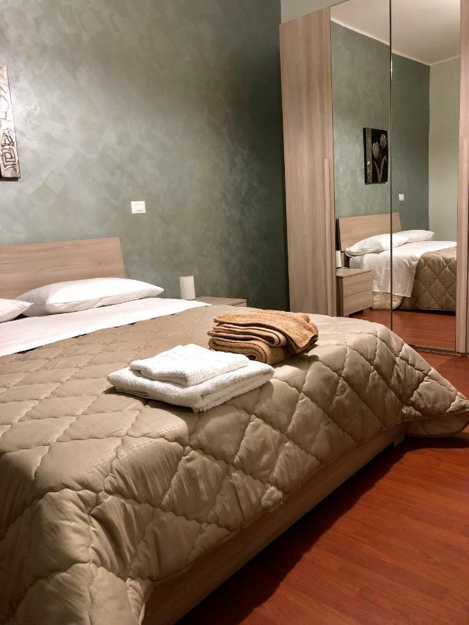 Alpheus Apartment Syracuse ภายนอก รูปภาพ